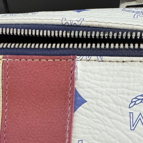 MCM Visetos Princess Lion Boston Bag Multi Color - Picture 13 of 13